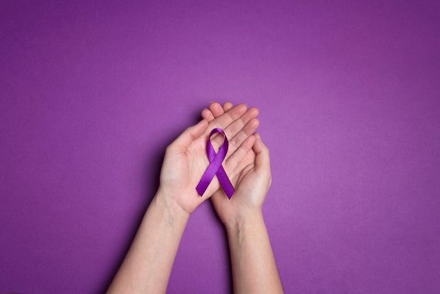 Il Palazzo Comunale si illumina di viola per la Giornata Mondiale della Fibromialgia: il 12 maggio “Illuminiamo la fibromialgia”